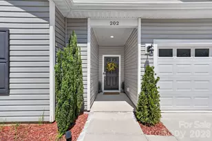 202 Paradise Hills Cir, Mooresville, NC 28115 - Photo 4