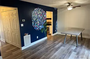 1201 Scaleybark Rd, Charlotte, NC 28209 - Photo 12