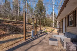 2746 Turnpike Rd, Horse Shoe, NC 28742 - Photo 26