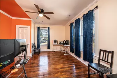 221 3rd Street NE, Hickory, NC 28601 - Photo 36