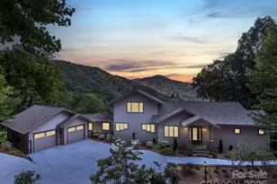 37 Enclave Dr, Waynesville, NC 28786 - Photo 4