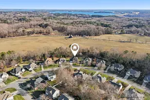 7663 Woodcrest Dr, Stanley, NC 28164 - Photo 6