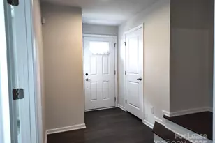 1538 Kee Ct, Charlotte, NC 28203 - Photo 2