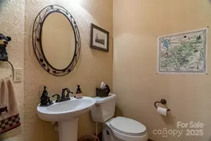 620 Sapphire Valley Rd, Cashiers, NC 28717 - Photo 36