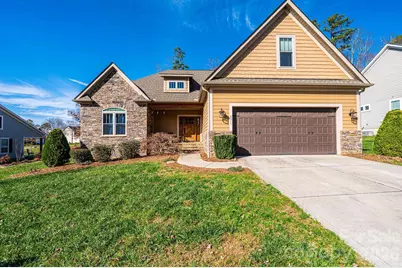 3911 13th Street NE, Hickory, NC 28601 - Photo 1