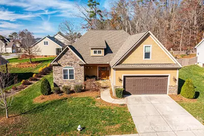 3911 13th Street NE, Hickory, NC 28601 - Photo 1