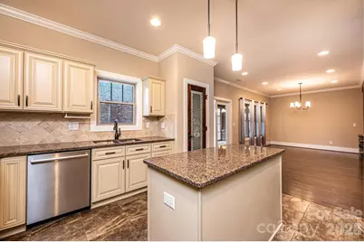 3911 13th Street NE, Hickory, NC 28601 - Photo 28