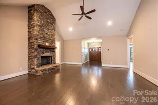 3911 13th St NE, Hickory, NC 28601 - Photo 20