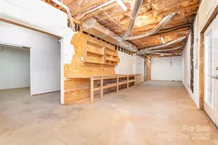 2615 Rolling Ridge Dr, Hickory, NC 28602 - Photo 24