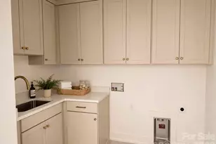 4337 Castleton Rd, Charlotte, NC 28211 - Photo 24