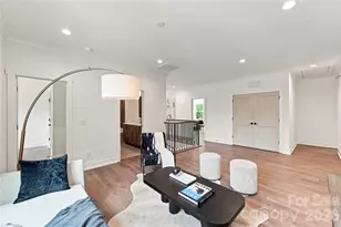 4337 Castleton Rd, Charlotte, NC 28211 - Photo 16