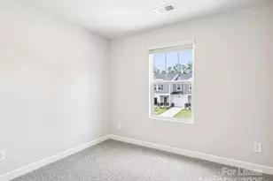 6122 Starview Ter, Charlotte, NC 28216 - Photo 12
