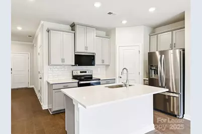 6122 Starview Terrace, Charlotte, NC 28216 - Photo 4