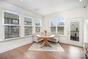 4004 Capital Rdg Ct, Charlotte, NC 28205 - Photo 4