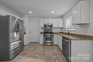 1561 Forest Glen Ln, Kannapolis, NC 28081 - Photo 12