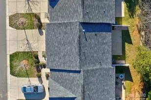 2833 Sand Cove Ct, Denver, NC 28037 - Photo 2