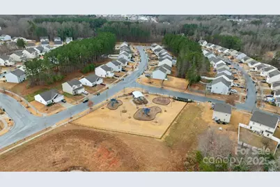 7332 Amberly Hills Road, Charlotte, NC 28215 - Photo 38