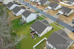 7332 Amberly Hills Rd, Charlotte, NC 28215 - Photo 34