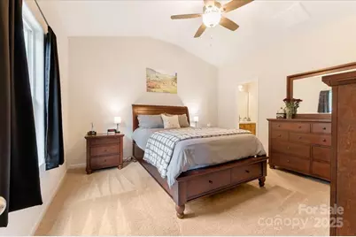 7332 Amberly Hills Road, Charlotte, NC 28215 - Photo 18