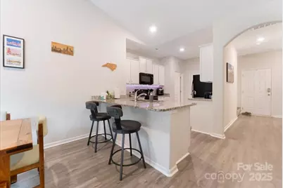 7332 Amberly Hills Road, Charlotte, NC 28215 - Photo 10