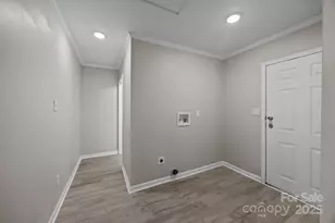 934 Cherry St, Statesville, NC 28677 - Photo 8