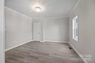 934 Cherry St, Statesville, NC 28677 - Photo 10