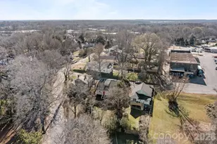 934 Cherry St, Statesville, NC 28677 - Photo 24
