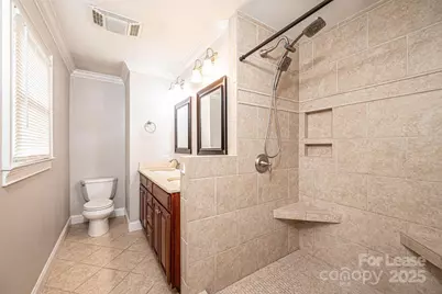 1060 26th Avenue NE, Hickory, NC 28601 - Photo 18