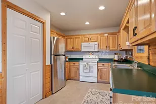 171 Sharons Bluff, Franklin, NC 28734 - Photo 14