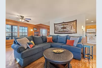 171 Sharons Bluff, Franklin, NC 28734 - Photo 6