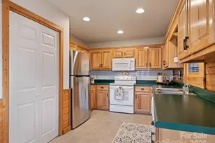171 Sharons Bluff, Franklin, NC 28734 - Photo 20