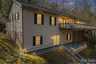 137 Weaver Ct, Lake Lure, NC 28746 - Photo 4