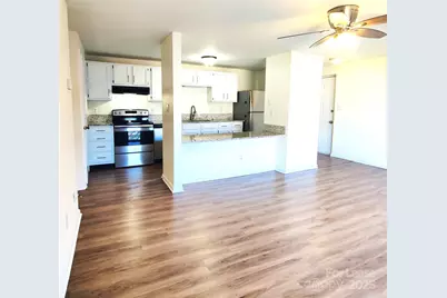 9500 Shannon Green Drive #J, Charlotte, NC 28213 - Photo 2