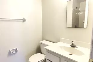 9500 Shannon Green Dr, Charlotte, NC 28213 - Photo 14