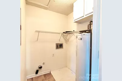 9500 Shannon Green Drive #J, Charlotte, NC 28213 - Photo 10