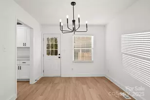 6133 Eagle Peak Dr, Charlotte, NC 28214 - Photo 10