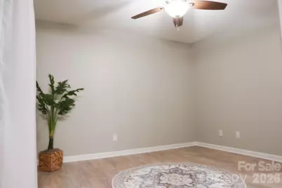 525 12th Street SW #26, Hickory, NC 28602 - Photo 12