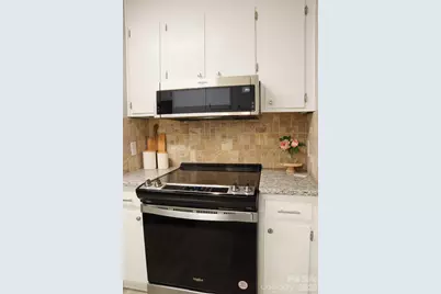 525 12th Street SW #26, Hickory, NC 28602 - Photo 8