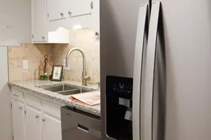 525 12th Street SW, Hickory, NC 28602 - Photo 4