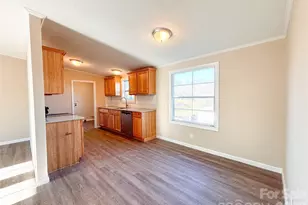 3596 Gull St, Hudson, NC 28638 - Photo 6