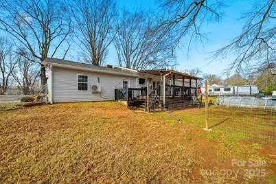 74 7th Street NW, Taylorsville, NC 28681 - Photo 30
