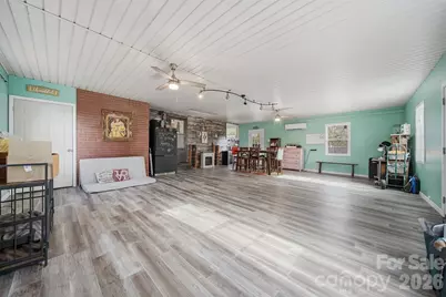 74 7th Street NW, Taylorsville, NC 28681 - Photo 16