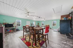 74 7th St NW, Taylorsville, NC 28681 - Photo 18