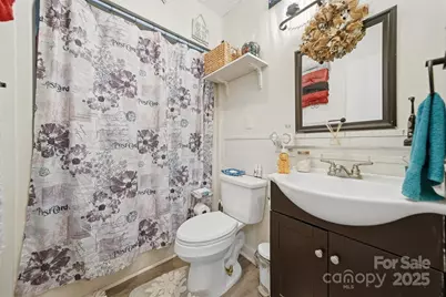 74 7th Street NW, Taylorsville, NC 28681 - Photo 20