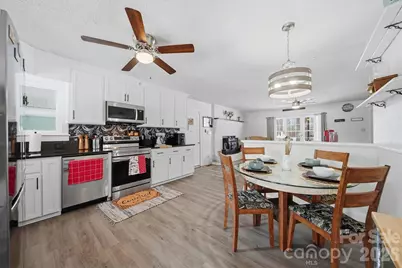 74 7th Street NW, Taylorsville, NC 28681 - Photo 6