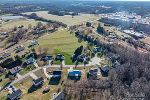 1486 Clear Creek Ln, Newton, NC 28658 - Photo 32