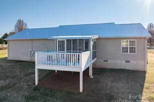 1486 Clear Creek Ln, Newton, NC 28658 - Photo 30