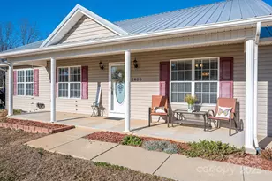 1486 Clear Creek Ln, Newton, NC 28658 - Photo 2