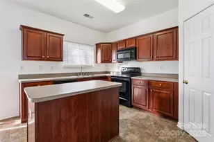 10032 Treeside Ln, Matthews, NC 28105 - Photo 18