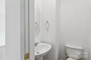 10032 Treeside Ln, Matthews, NC 28105 - Photo 14